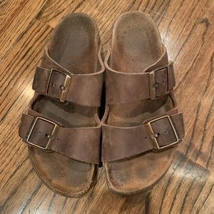 Birkenstock’s size 37